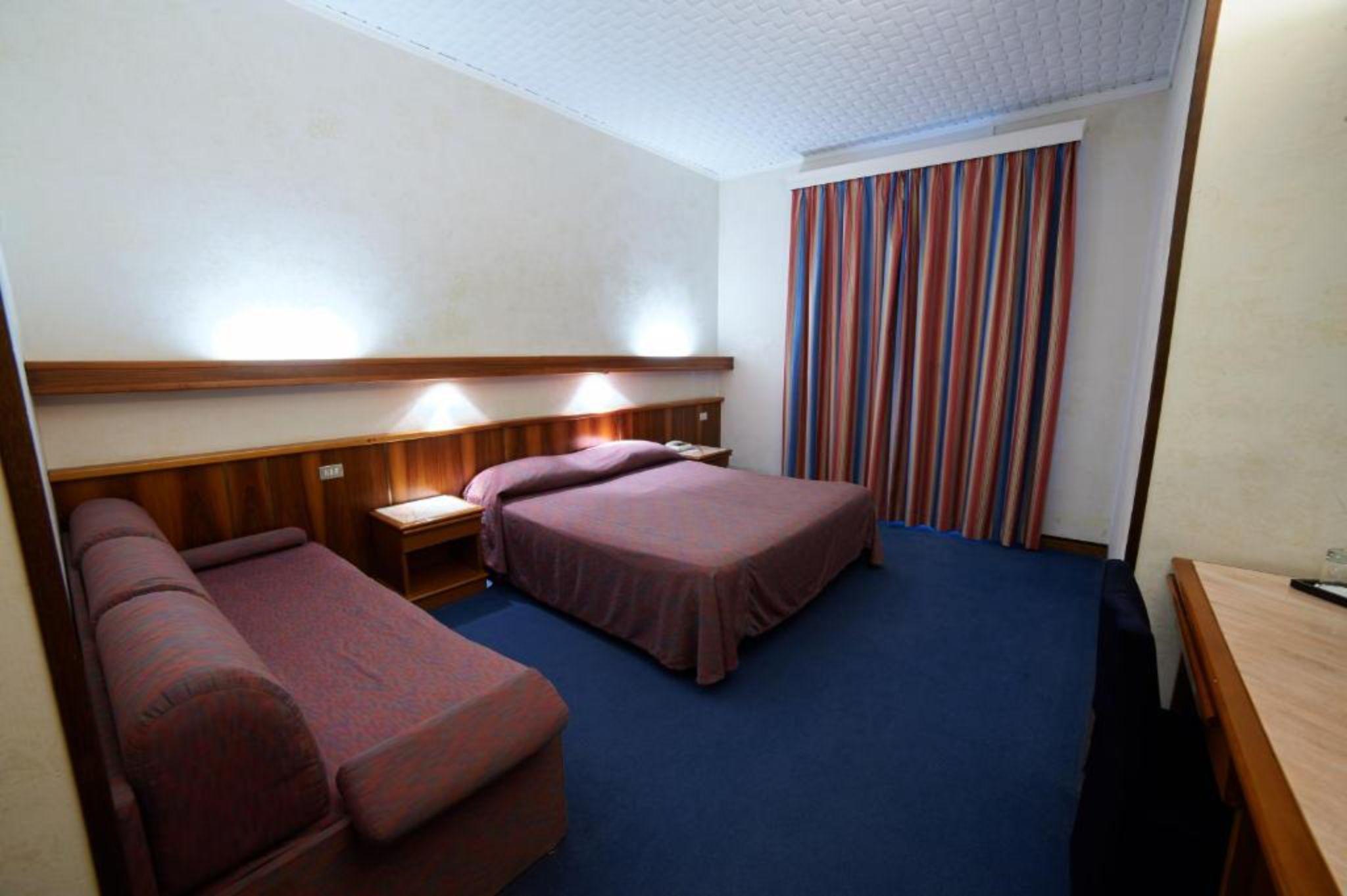 Hotel Giardino Arona Kültér fotó