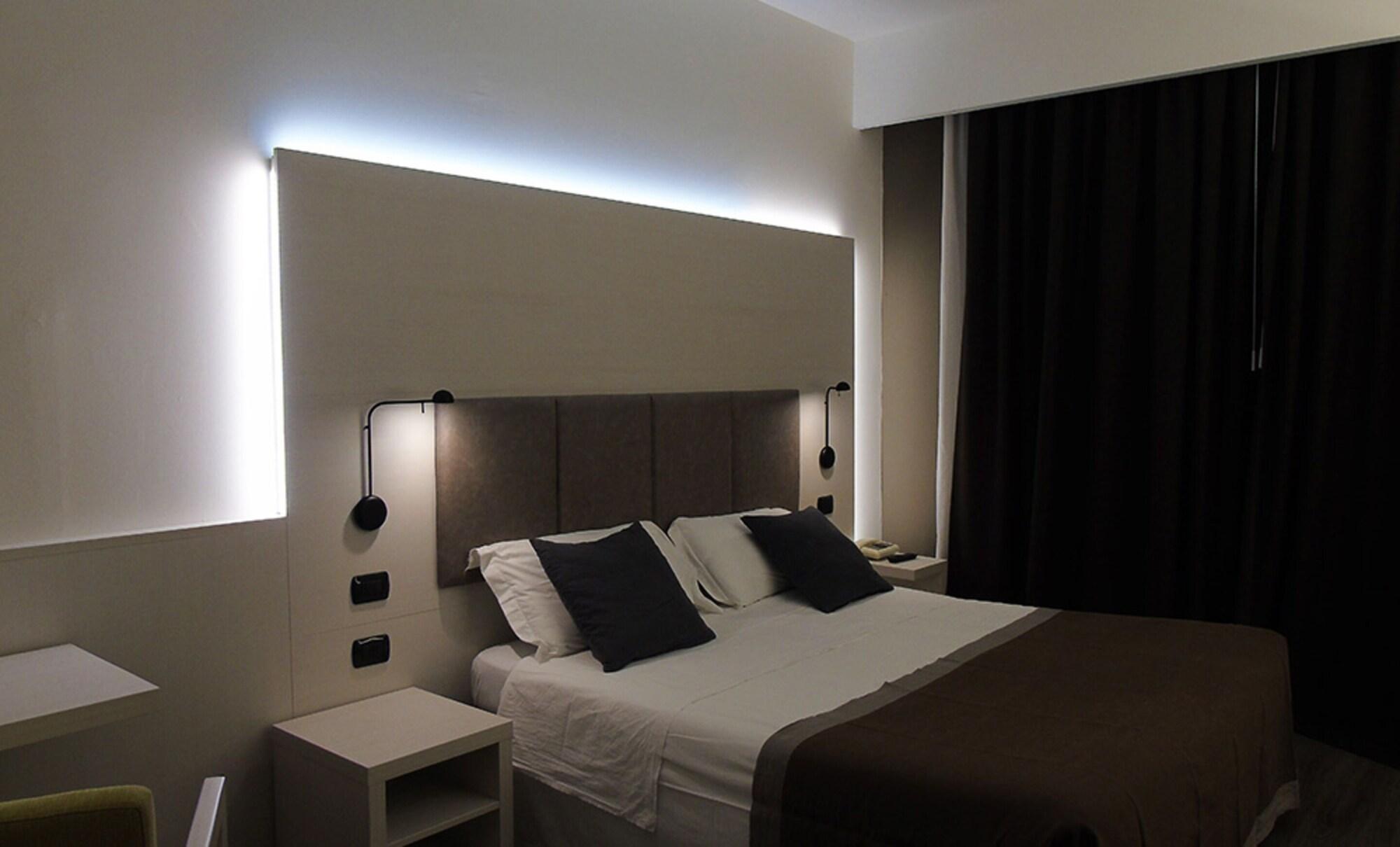 Hotel Giardino Arona Kültér fotó